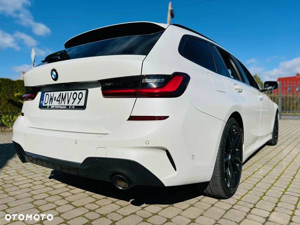 BMW Seria 3 320d xDrive MHEV M Sport sport - 5