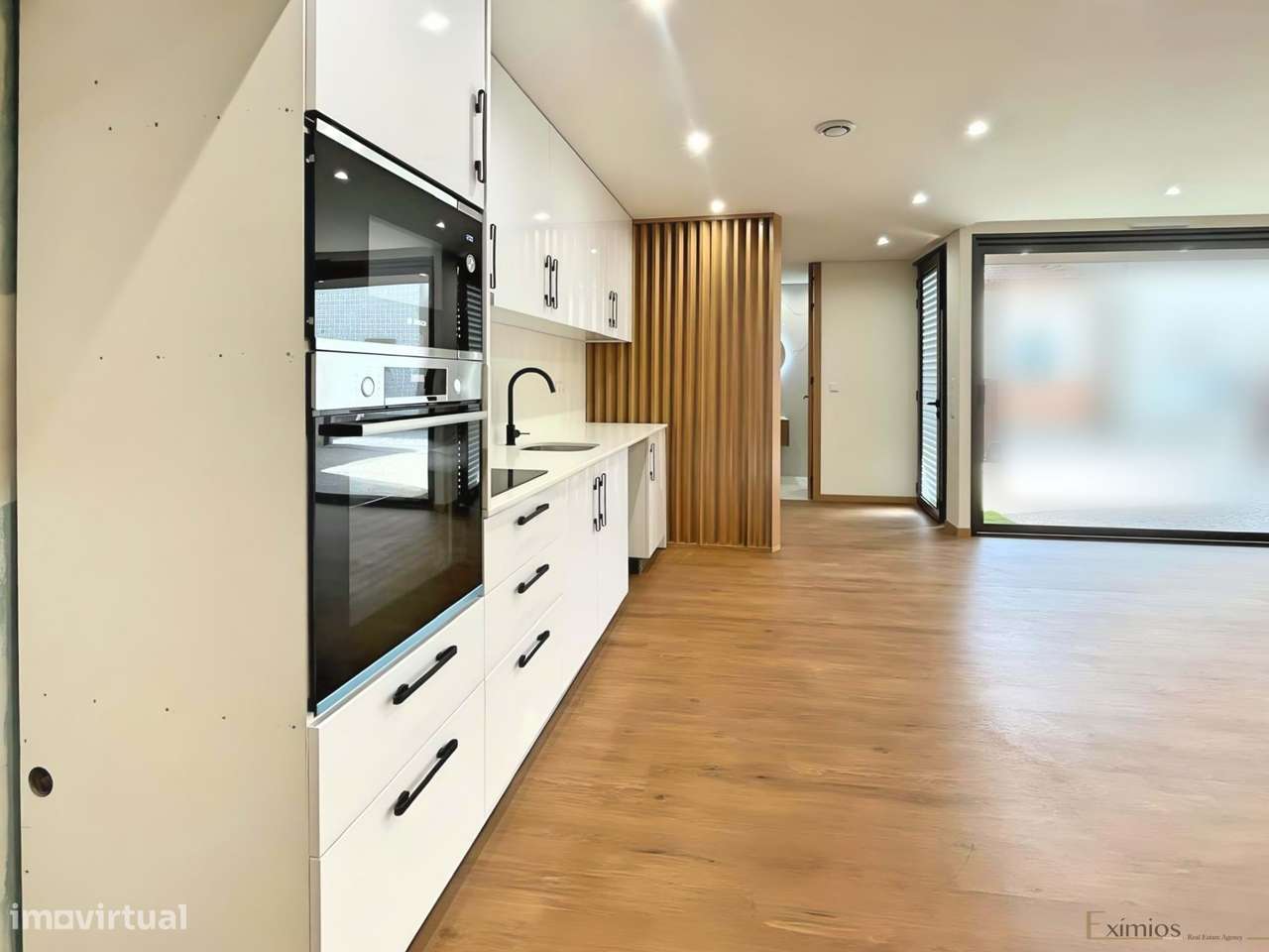 Moradia em banda V3, nova, em 2ª linha de praia, em Aver-o-Mar - Grande imagem: 5/18