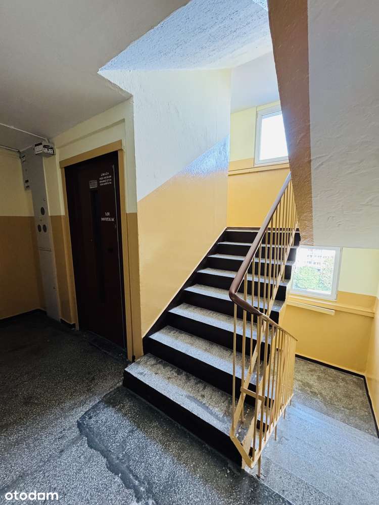 2 pok/balkon/winda/ul. Bobrza-13