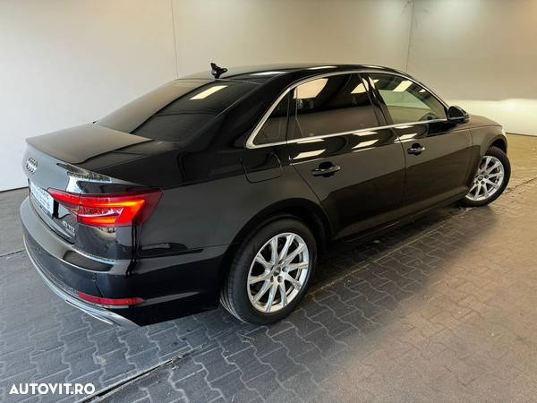 Audi A4 2.0 TDI quattro S tronic Sport - 29