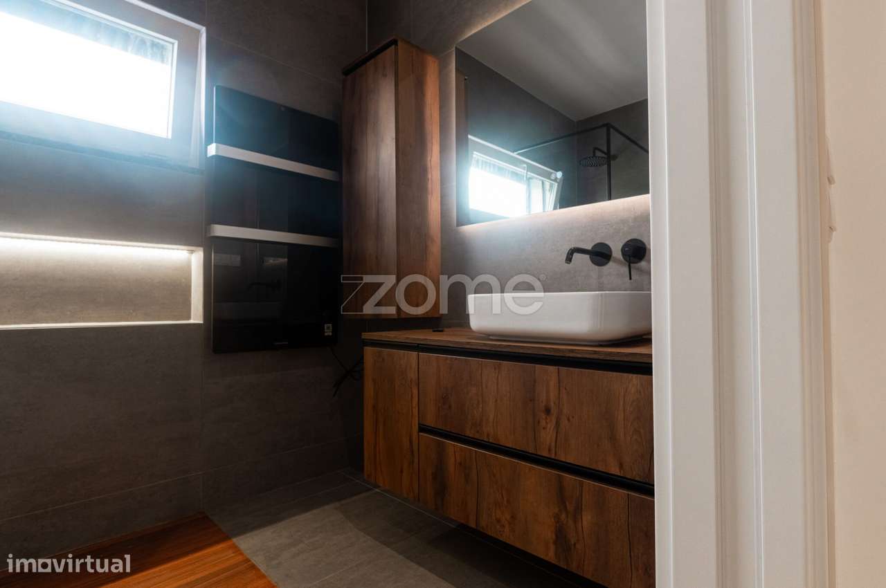 Moradia Isolada T3 com Piscina em Cascais-23