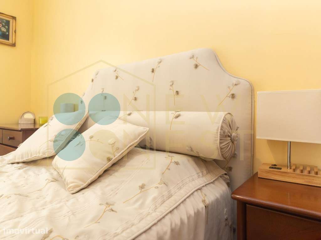 Apartamento T2 em Vila Maria - Semi-Renovado e Mobilado-25