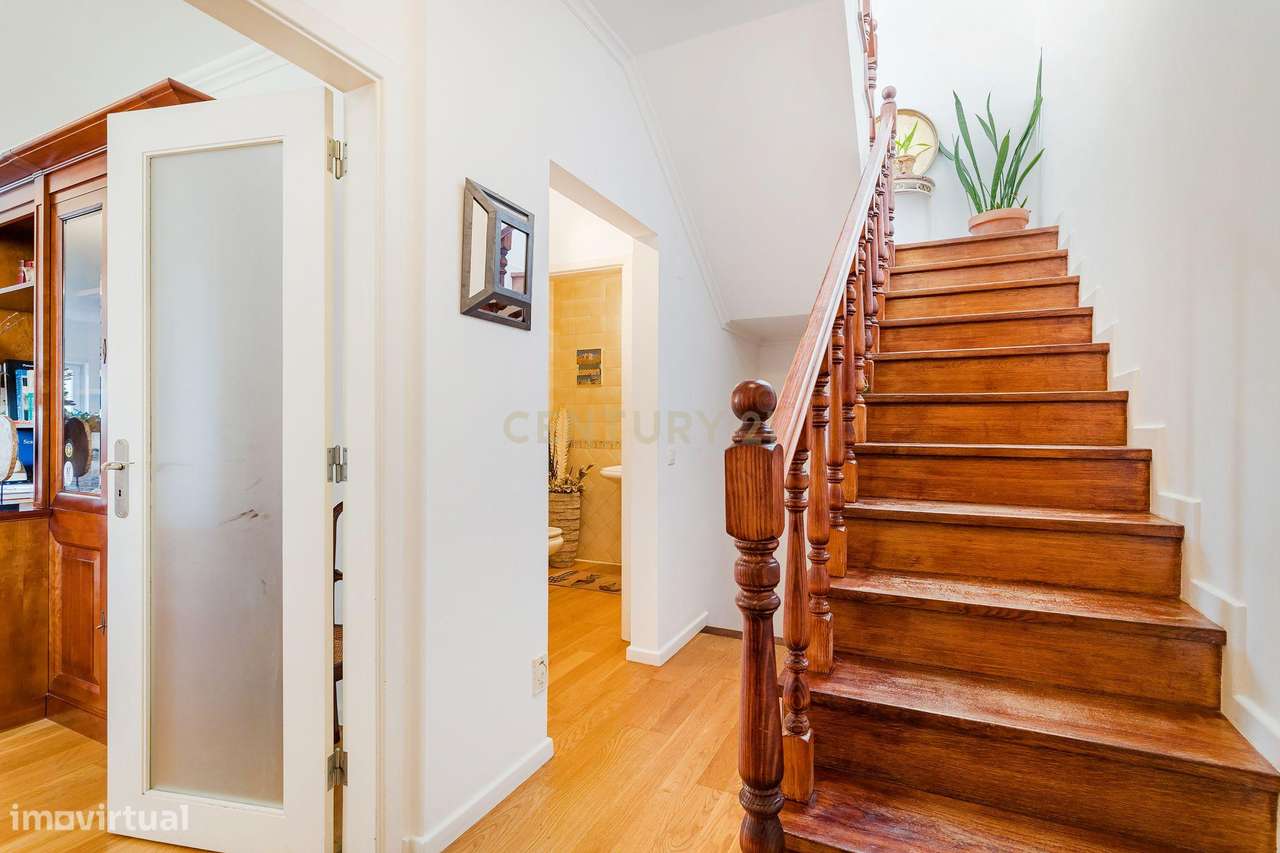 Moradia T3 Cascais venda | Jardim Privativo e Vista para o Parque Natu-14