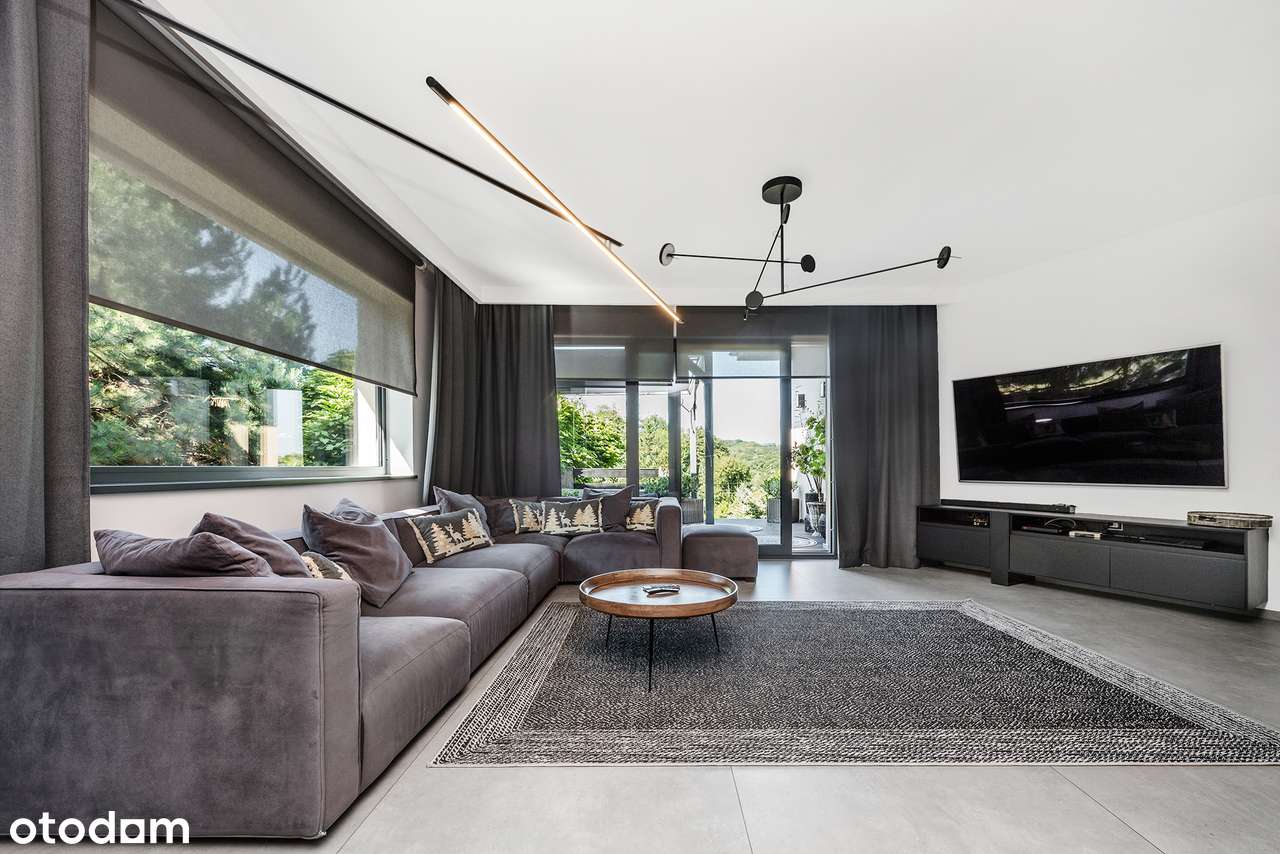 Piękny dom na 55 arach z prywatnym lasem-1