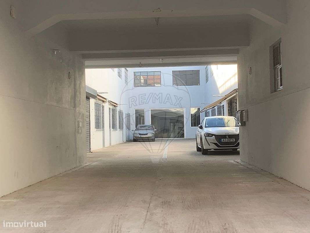 Loja  para arrendamento - Grande imagem: 3/23