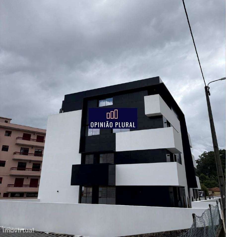 T2 Novo Exclusivo no Edifício BISMARK-0