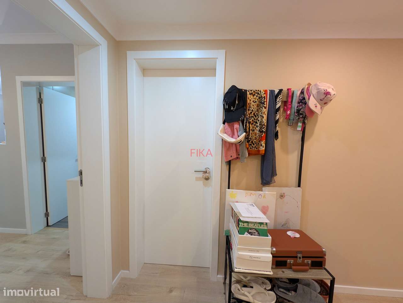 T3 com Suite e 11 Janelas na Quinta da Flamância-19