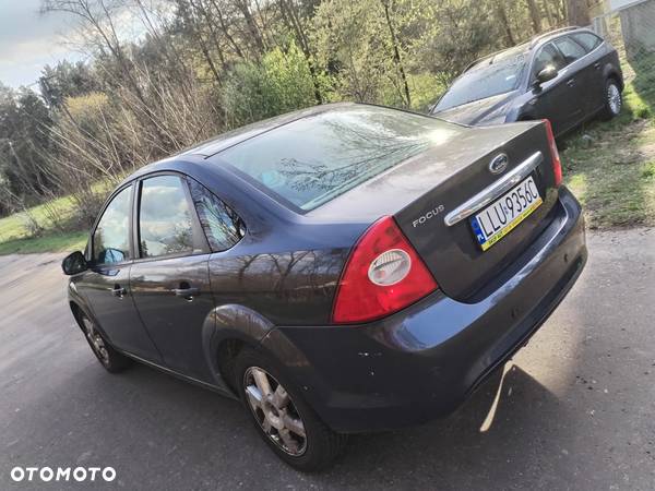 Ford Focus 1.6 Platinium X - 16