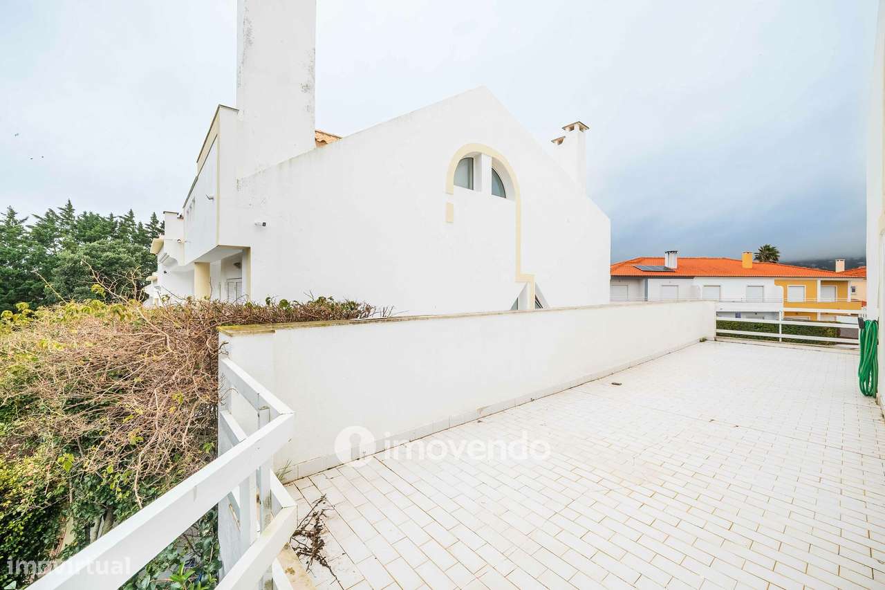 Moradia T5+2 com garagem, em condomínio com piscina, em Murches-58