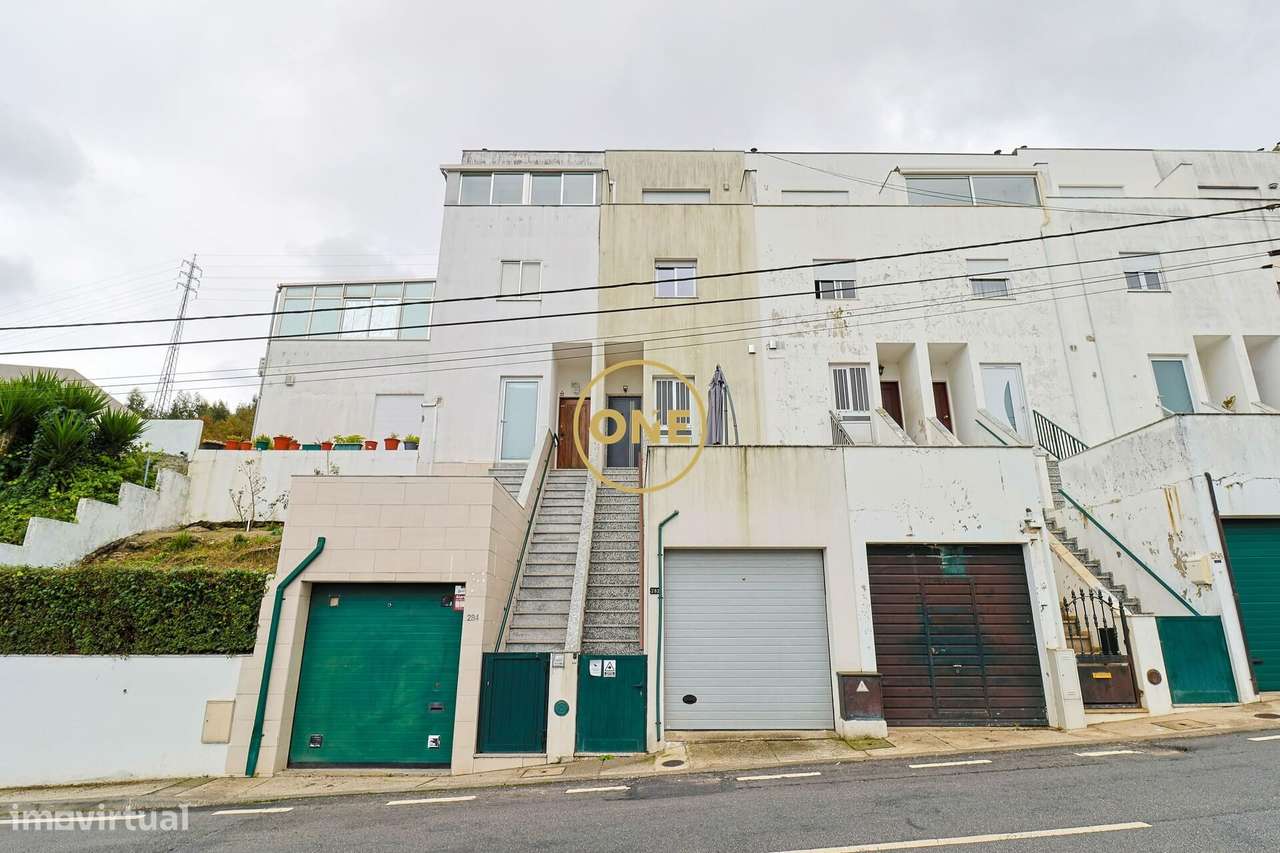 Excelente Moradia em Selho São Jorge-19