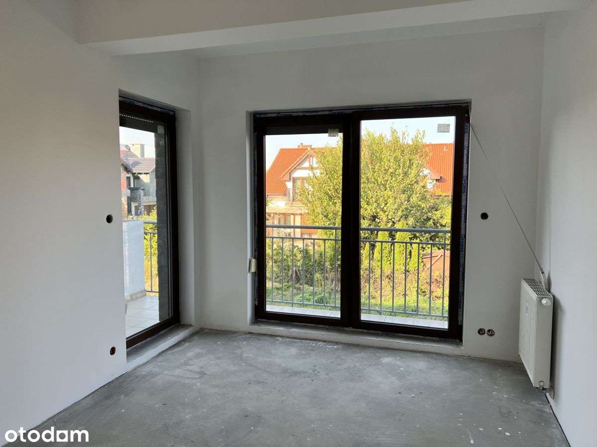 Segment z garażem w bryle budynku-14