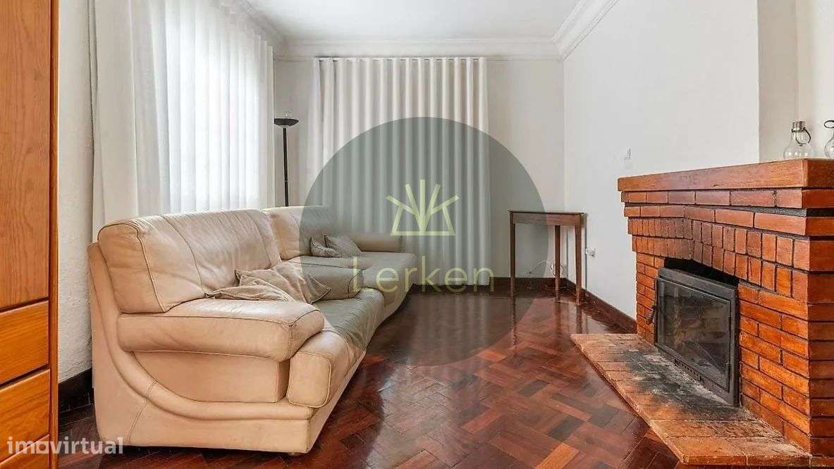 No coração do Gerês Moradia T4 com Jardim e Potencial para turismo-5