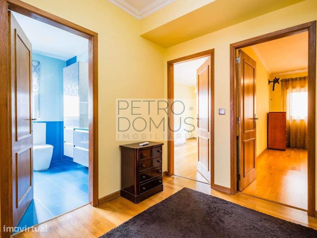 APARTAMENTO T3 - EXCELENTE ESTADO - GUIMAROTA-7