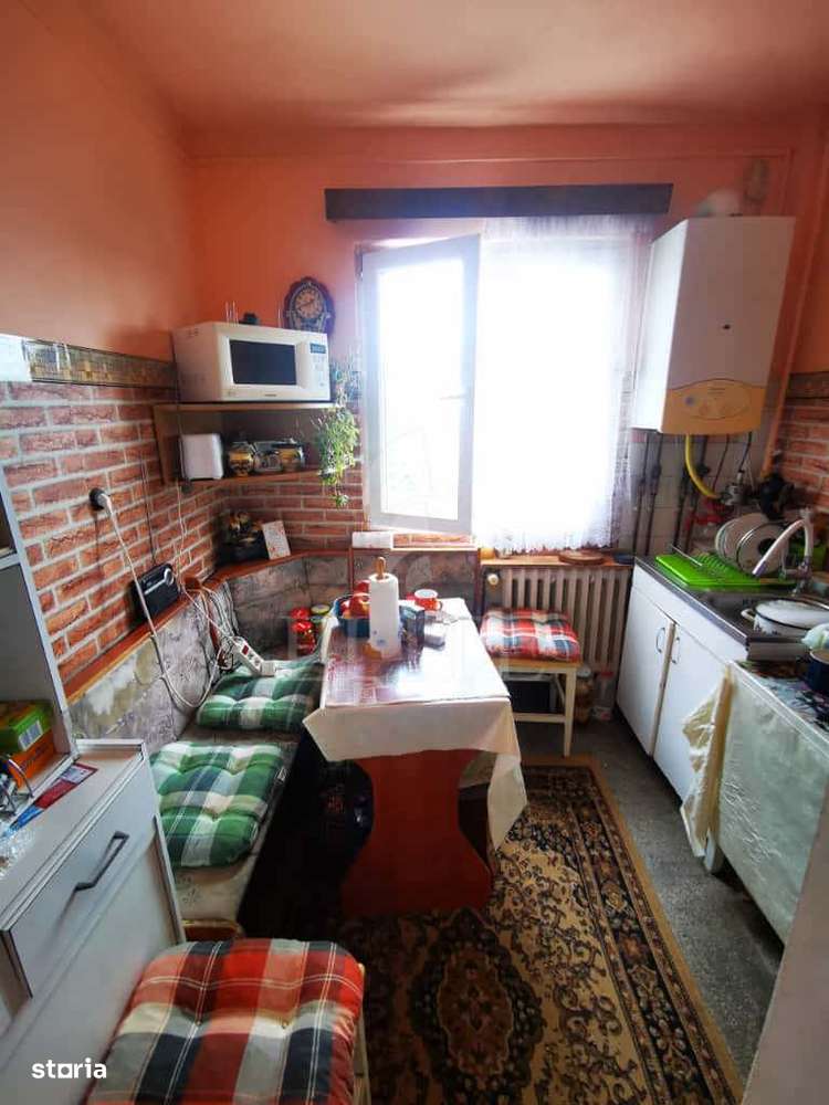 Apartament 3 camere în zona COLINA - Imagine principală: 4/6