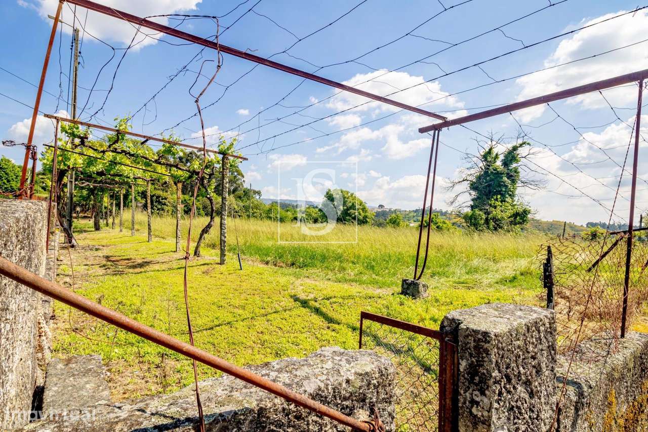 MORADIA T3 p/ Restauro - Lufrei, Amarante-9