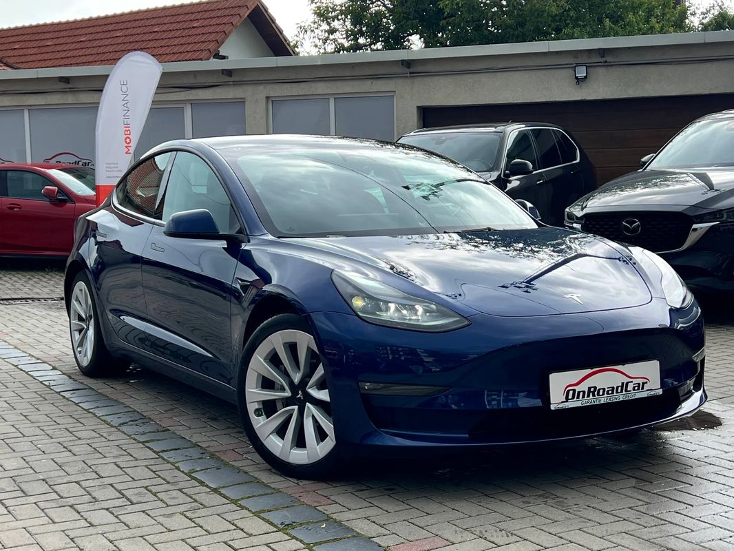 Tesla Model 3 Langstreckenbatterie Allradantrieb Dual Motor - 2