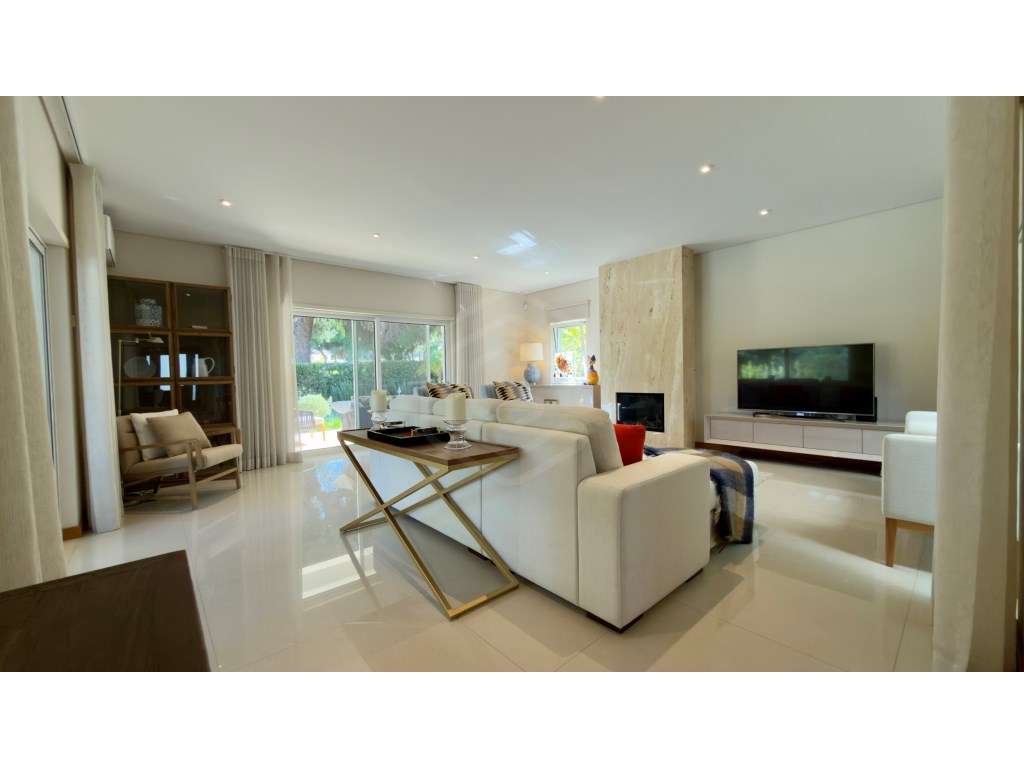 Exclusiva Moradia T4 de Luxo na Primeira Linha do Campo de Golfe na...-16