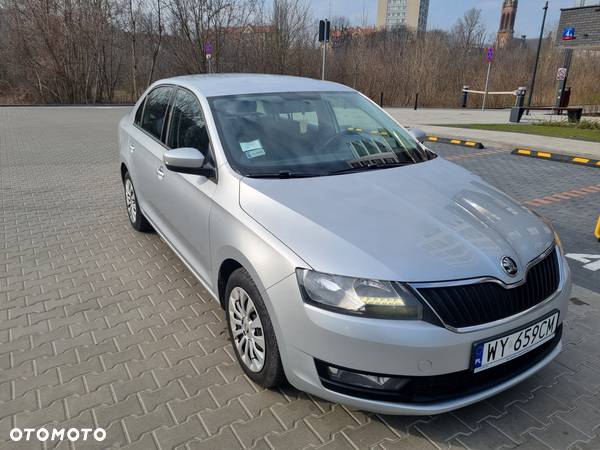 Skoda RAPID - 3