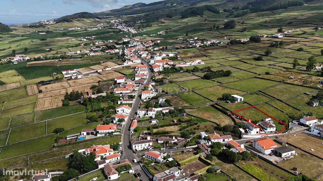 Casa T3 em Cinco Ribeiras, Angra do Heroísmo - 165.000€-5