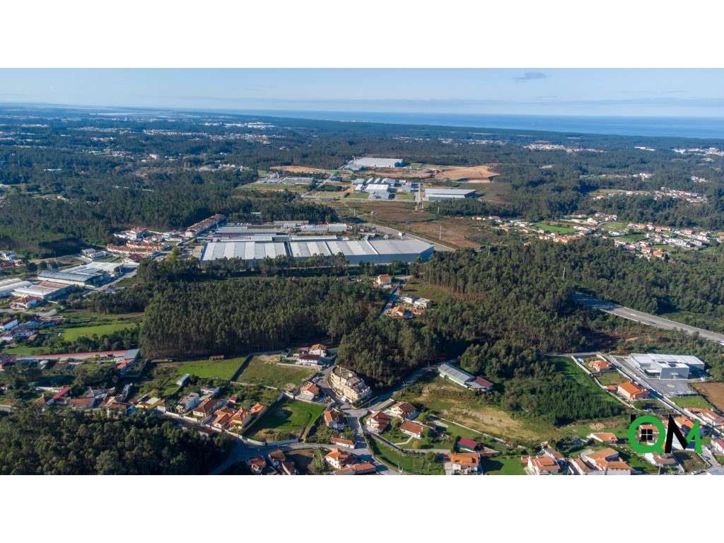 Terreno de 3200m² com projeto aprovado para moradia e anexos em São...-15