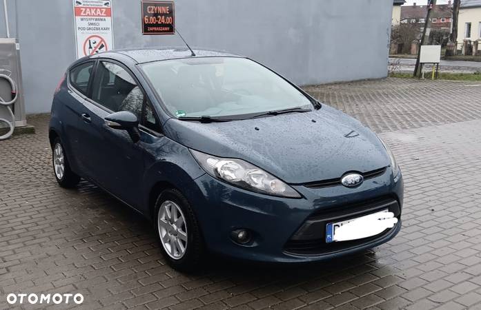 Ford Fiesta 1.6 TDCi Ambiente - 6