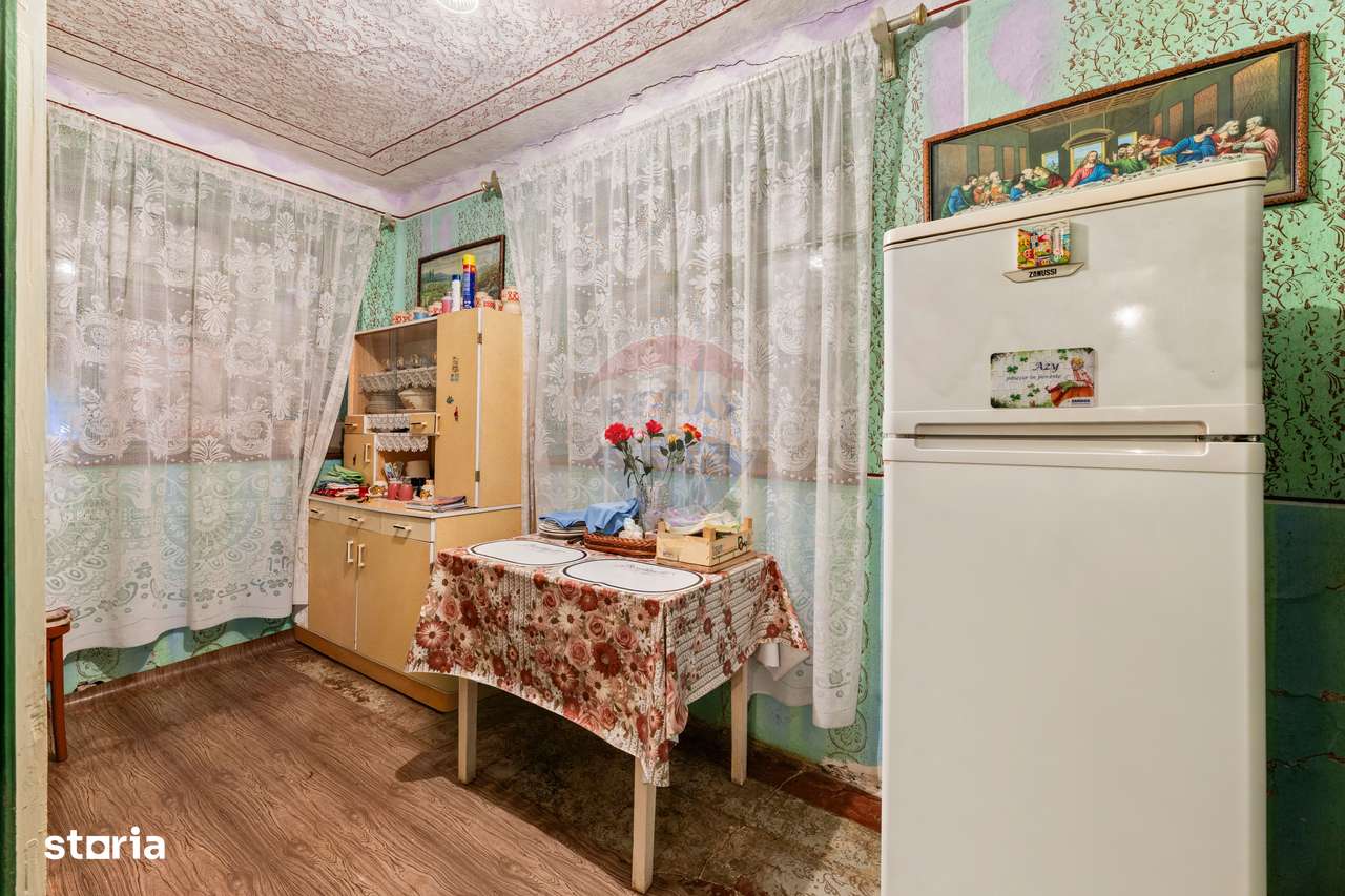 Casă cu anexe si teren de 759mp in Misca-7