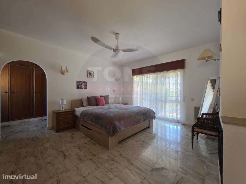 Moradia Isolada com AL-15