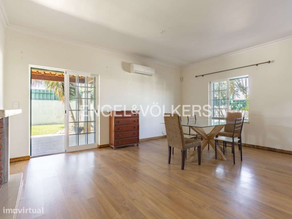 Moradia T4+1 entre a Praia e o Golf, Sesimbra - Grande imagem: 4/34