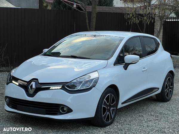 Renault Clio TCe 90 Luxe - 4