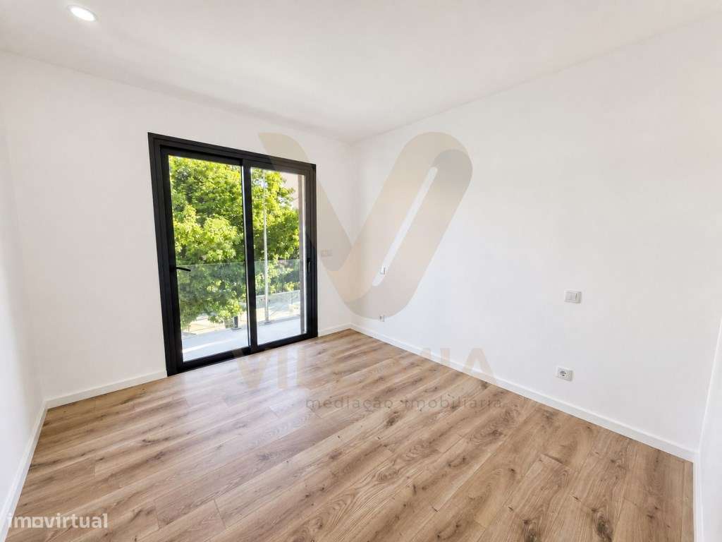 Moradia T4 Nova | Arcos de Valdevez-19