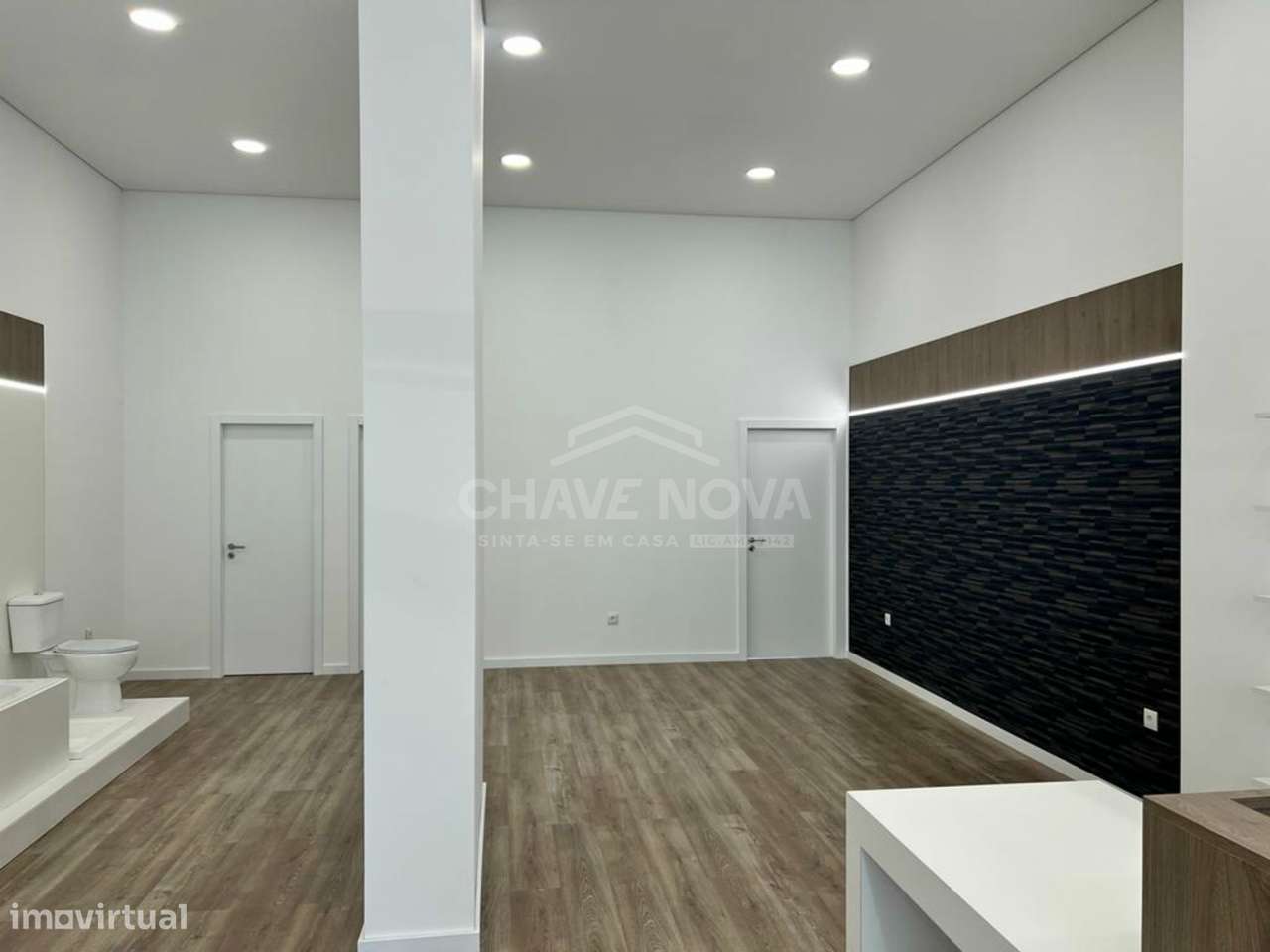 Espaço comercial com 110m2 à venda em Matosinhos Sul - Grande imagem: 3/9