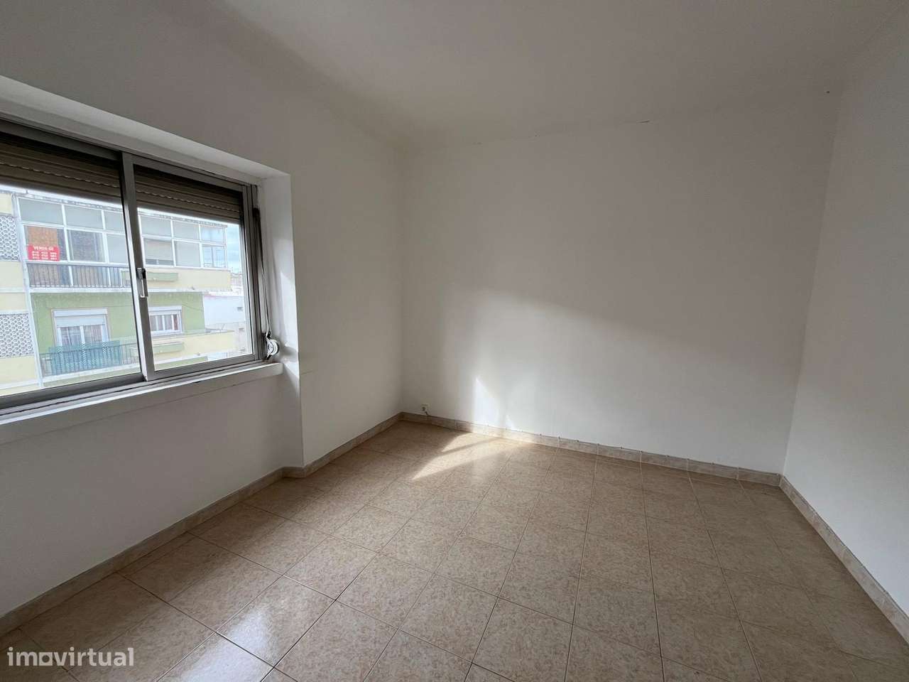 Apartamento t2 à venda na Rua General Humberto Delgado - Grande imagem: 5/17