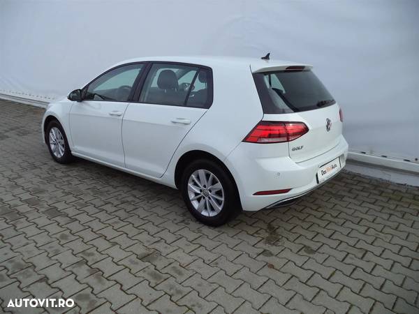 Volkswagen Golf - 3