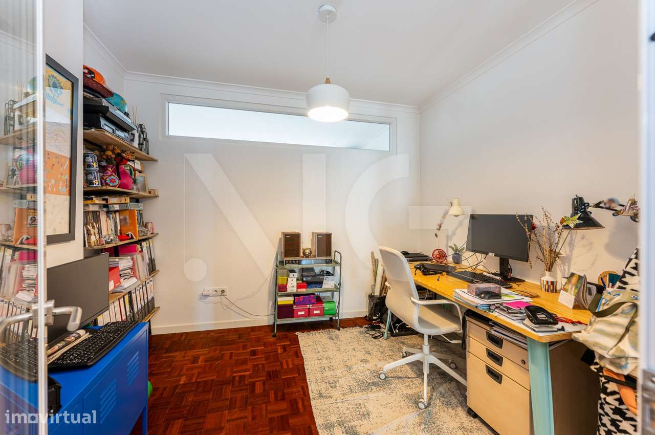 T2+1 com Varandas, Lugar de garagem, Totalmente Remodelado - Paranhos-8