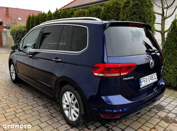 Volkswagen Touran 2.0 TDI BMT Comfortline - 6