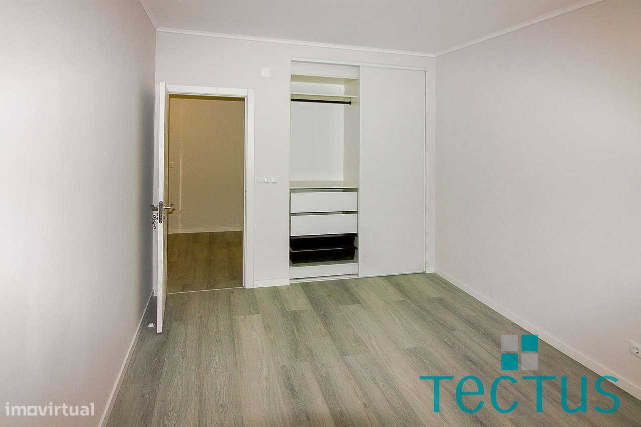 Apartamento T2 em Oeiras totalmente renovado-21