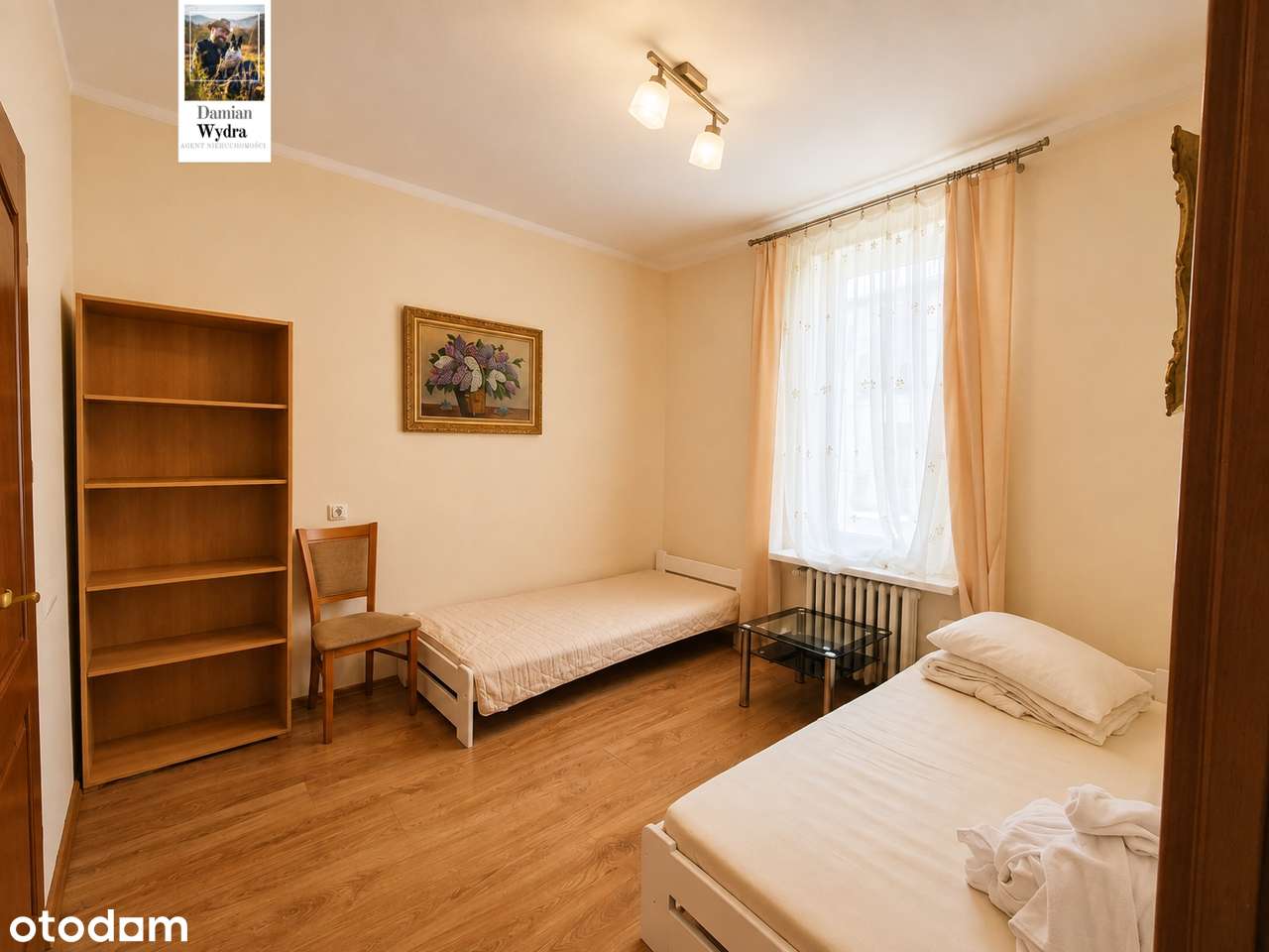 Pensjonat w centrum Krynicy, Willa Flora, historia Kiepury, z najemcą-10