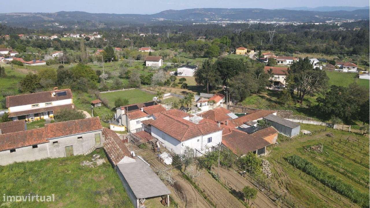 Moradia T3 + 1, com Terreno, em Vila Nova de Poiares-30
