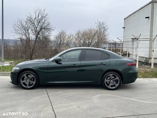 Alfa Romeo Giulia 2.0 Turbo AWD AT8 Veloce - 15