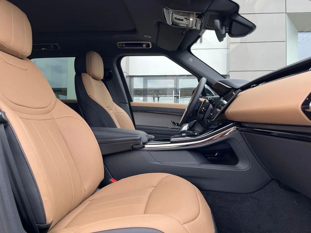 Land-Rover Range-Rover-Sport S 3.0 P460E PHEV Dynamic Se 460 KM — zdjęcie 2