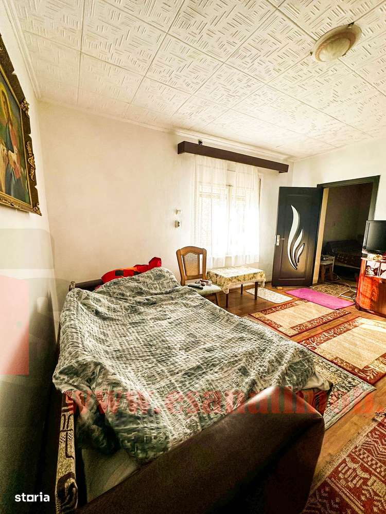 Casa in Bradu | 700 mp Teren | Acces Asfalt | Oportunitate Excelenta-6