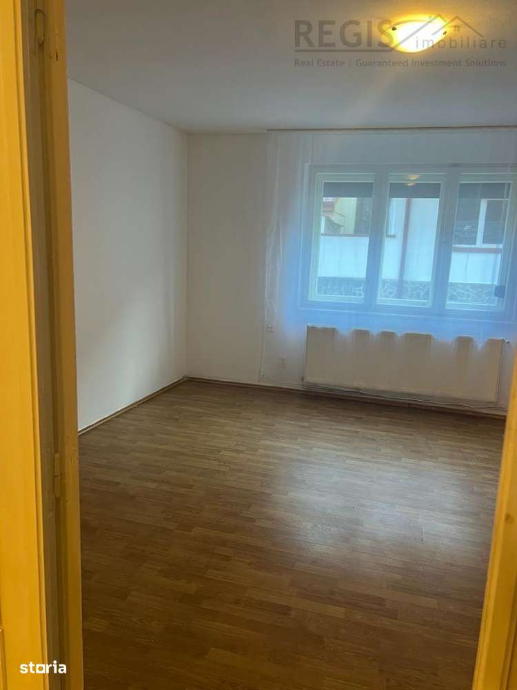 Casa 5 camere Schei Centru Brasov-11