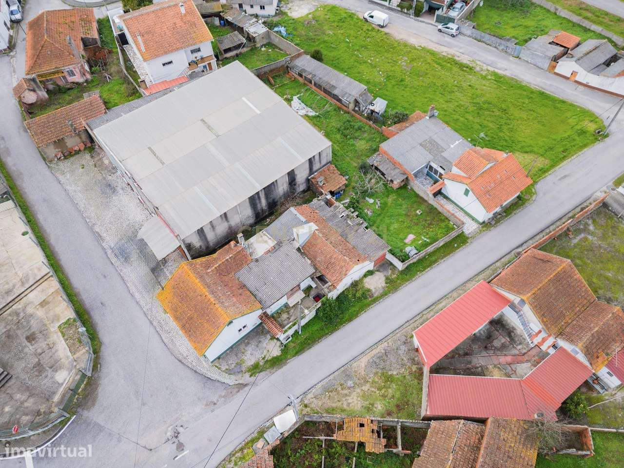 Moradia Isolada Com terreno - Grande imagem: 5/6