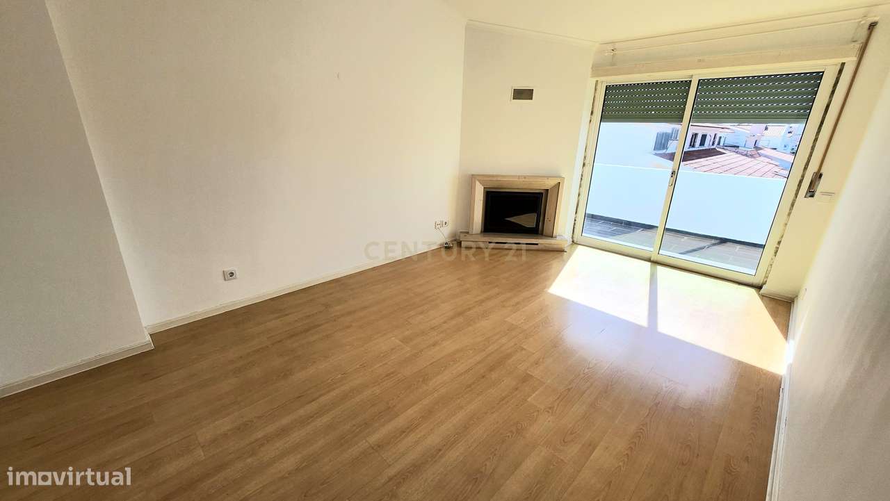 Apartamento T1 com Terraço em Cascais e Estoril - Grande imagem: 4/22