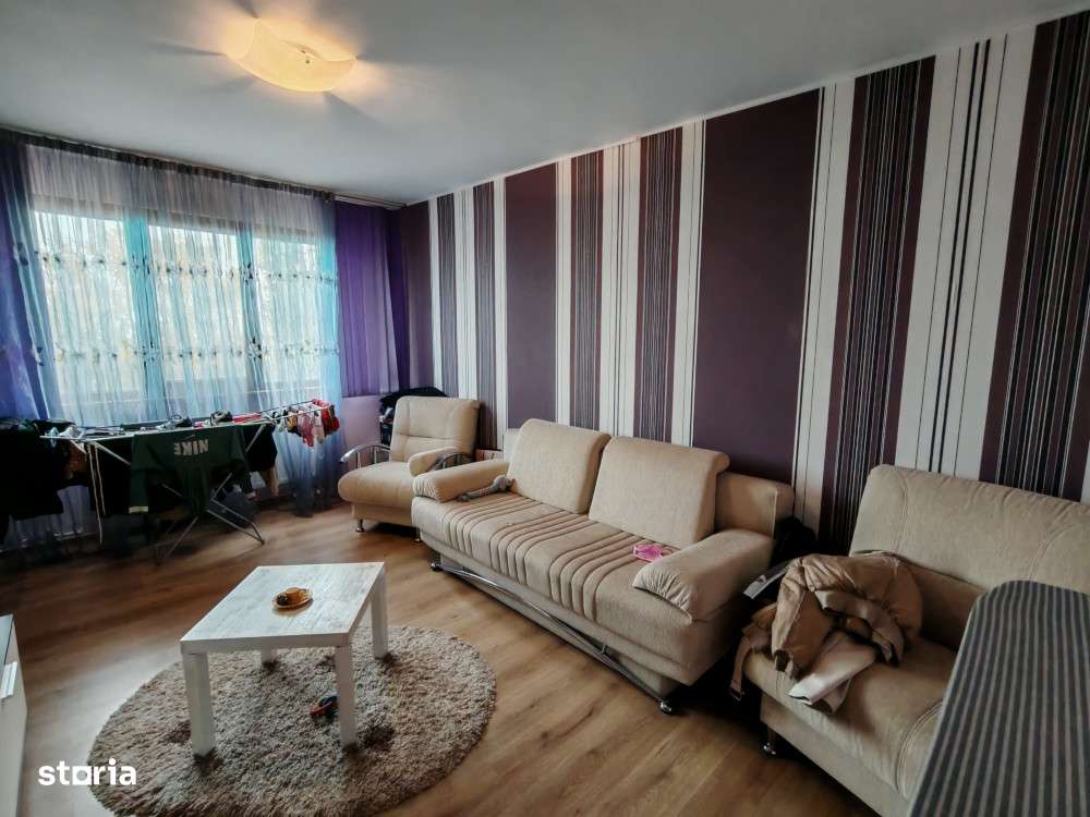 Apartament decomandat cu 3 camere Tiglina II-6