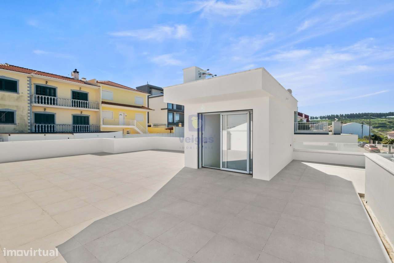 Moradia T5 Contemporânea com Piscina Aquecida – Santa Iria da Azóia-23