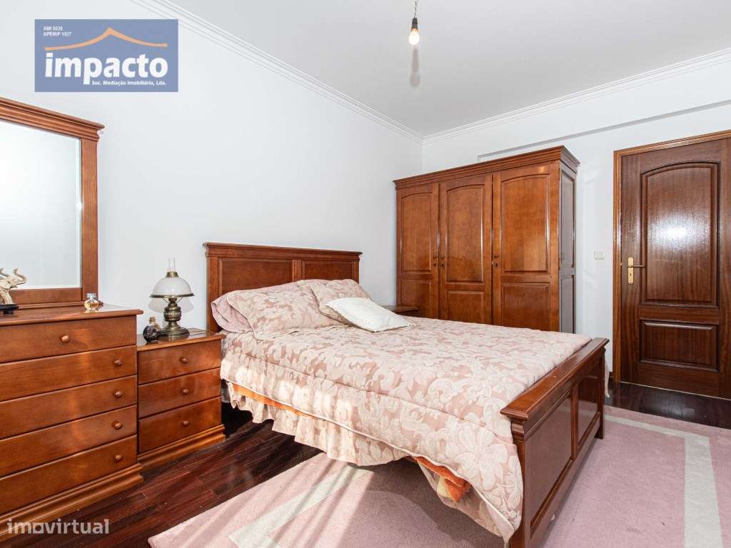 T3 Sobralinho, Ótimo estado, suite, arrecadação-5