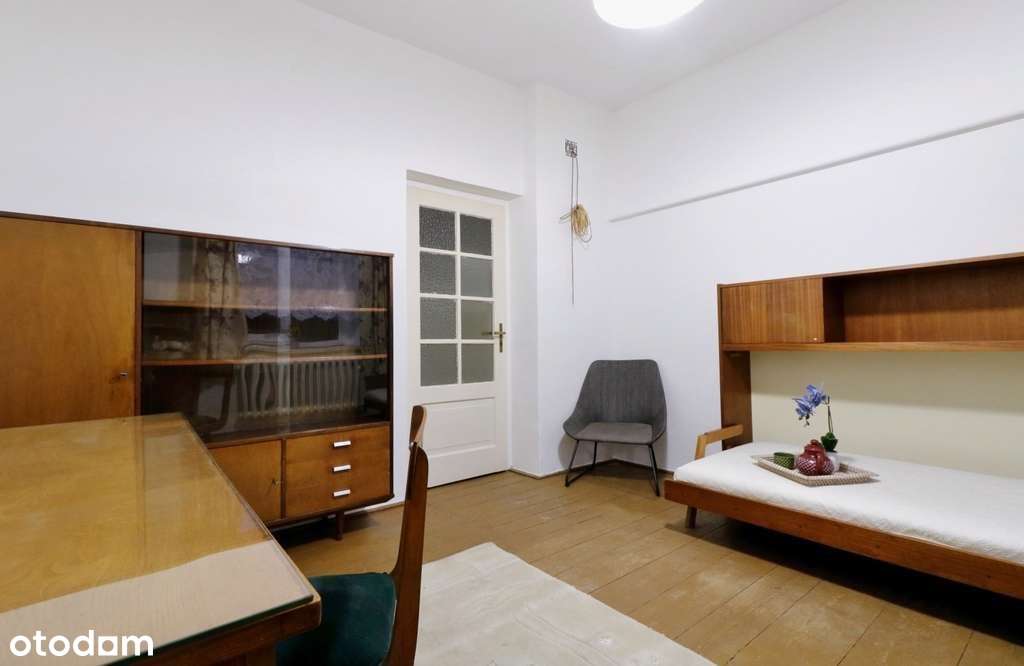 Dom do remomtu na działce 625 m2 na Zaciszu - Pełny obrazek: 2/11