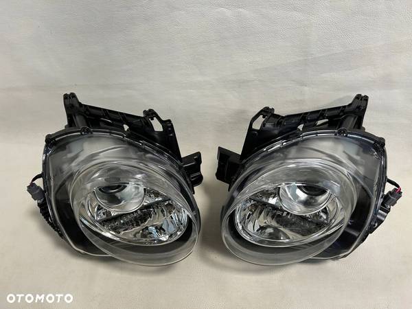 Nissan Juke Lift 14- lampa Xenon przód przednia Lewa Prawa komplet - 1