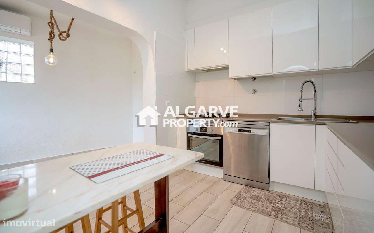 Moradia térrea em lote privado com três quartos perto golfe da Quinta - Grande imagem: 3/44